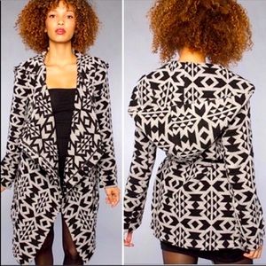 BB Dakota Black and Grey Aztec Print Wrap Coat / Jacket, size M.